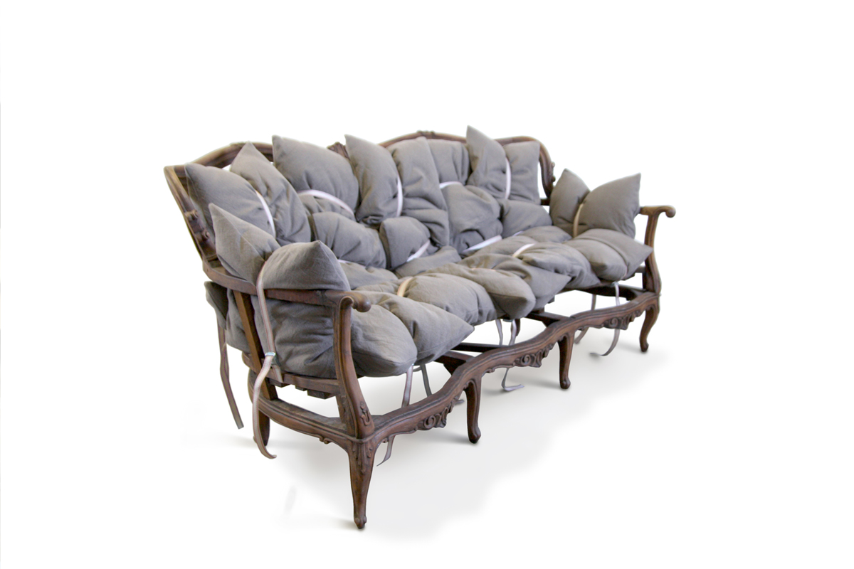 Rebirth of a vintage sofa - Marcantonio design