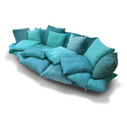 Very comfortable pillows sofa, with a fly attitude - Marcantonio design